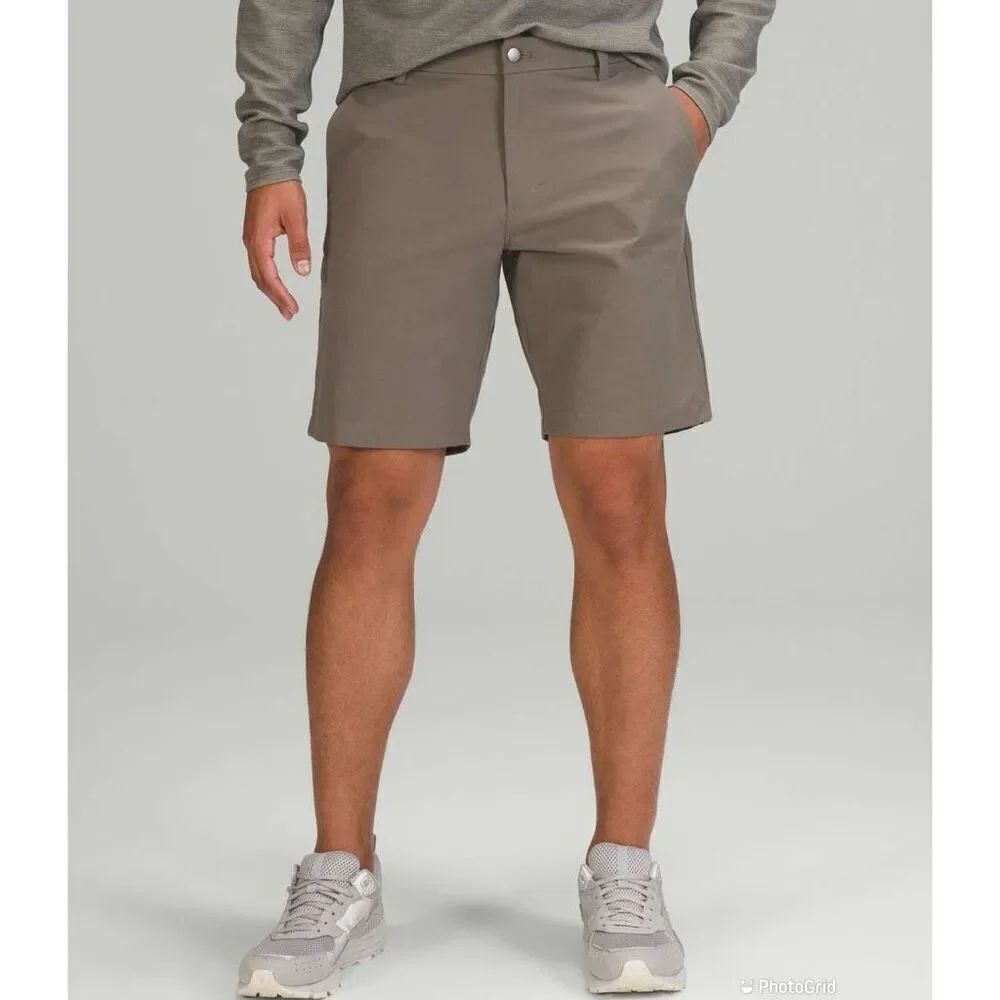 Lululemon Commission Classic-Fit Short 9" *VersaTwill